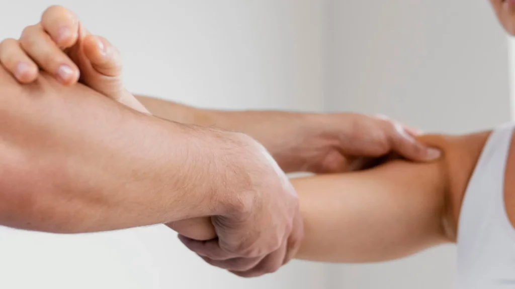 Tratamiento de lesiones musculares y articulares en clínica en Málaga